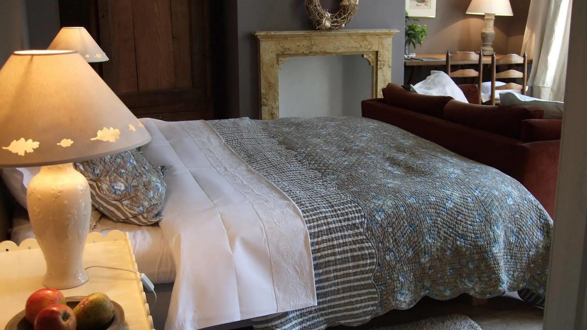 B&B De Koning Van Spanje Antwerpen 4*,  België