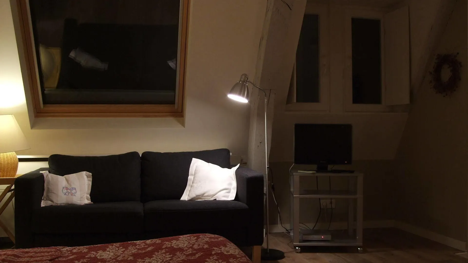 B&B De Koning Van Spanje Antwerp Bed & Breakfast